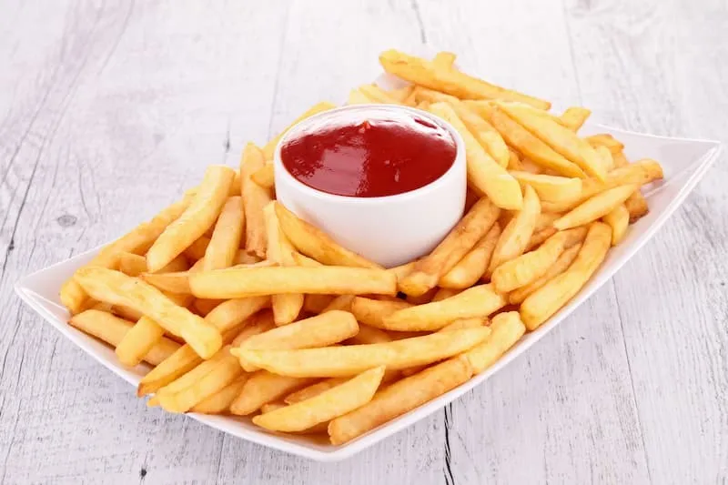 قیمت و خرید فرنچ فرایز با گوشت چرخکرده + فروش ارزان